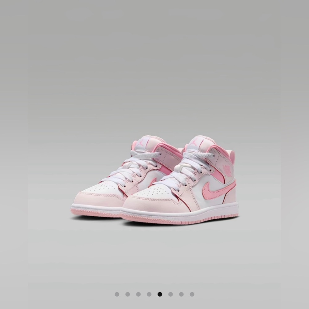 Jordan 1 Mid